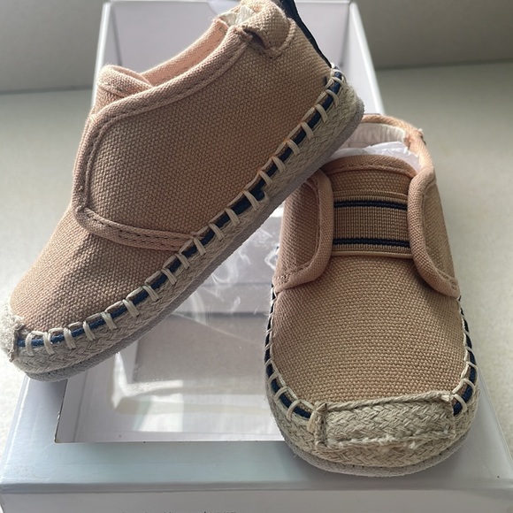 Robeez first kicks - Picture 2 of 4